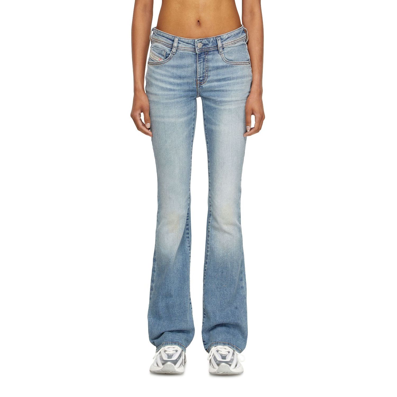 Diesel 1969 d-ebbey flair jeans 0dbdq blauw